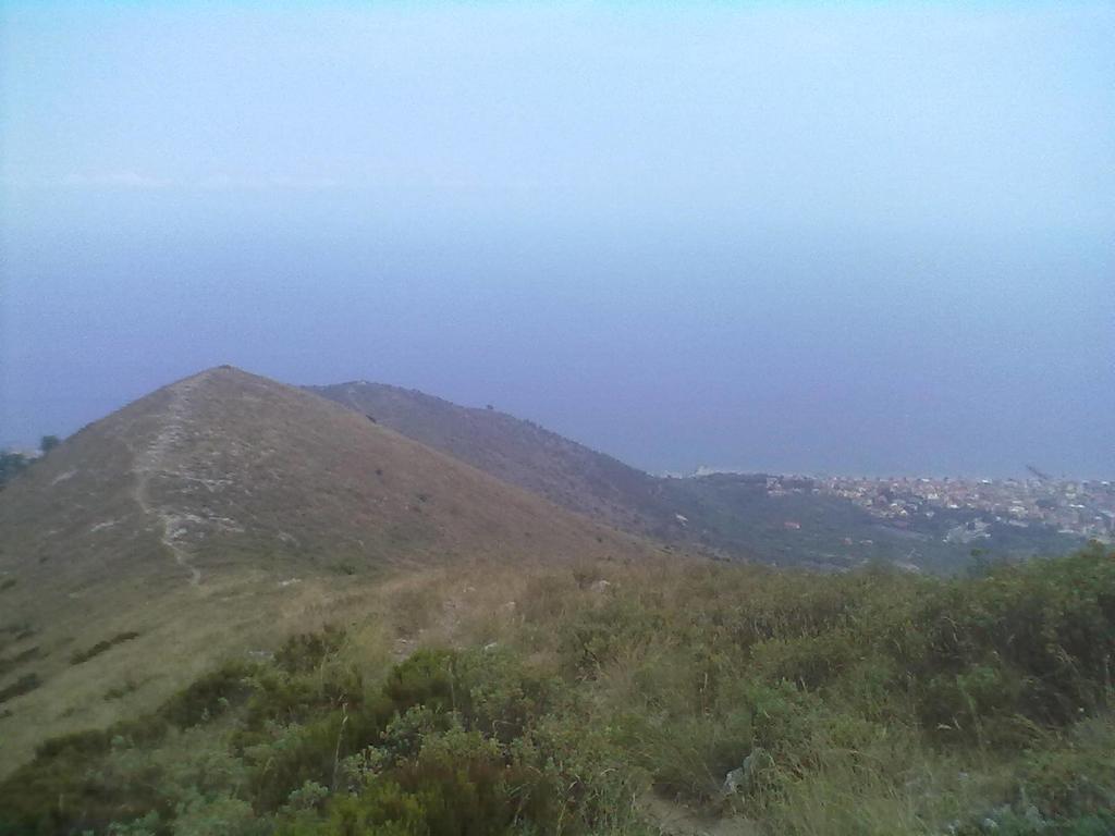 Agriturismo Tendapiccola Ceriale Bagian luar foto