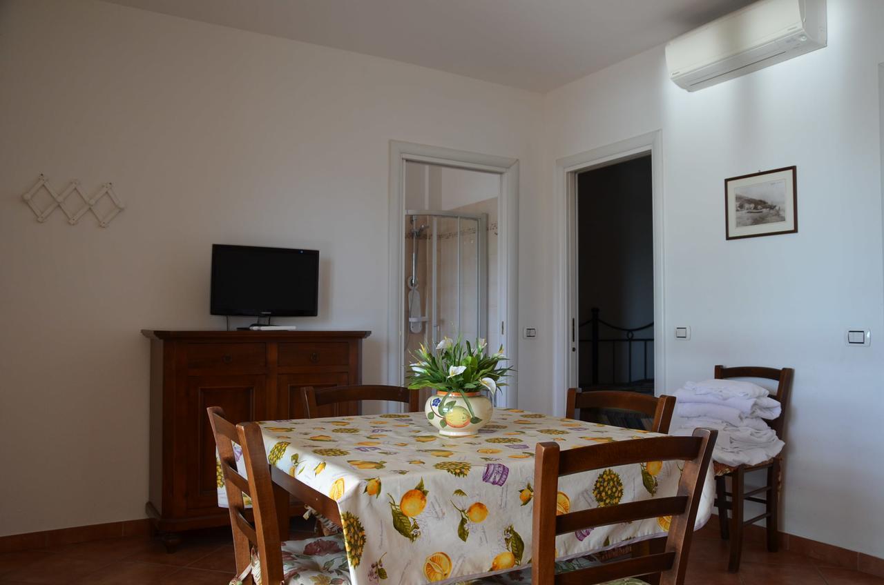 Agriturismo Tendapiccola Ceriale Bagian luar foto