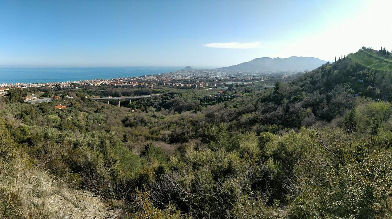 Agriturismo Tendapiccola Ceriale Bagian luar foto