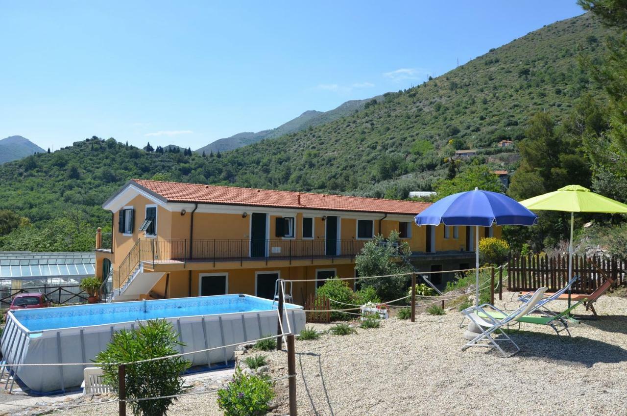 Agriturismo Tendapiccola Ceriale Bagian luar foto